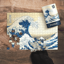 Great Wave off Kanagawa - 300 Piece Puzzle